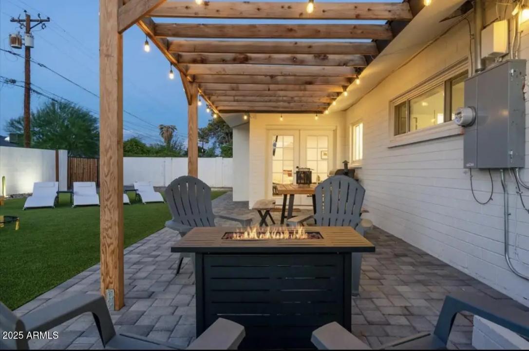 Real Estate Picture 18