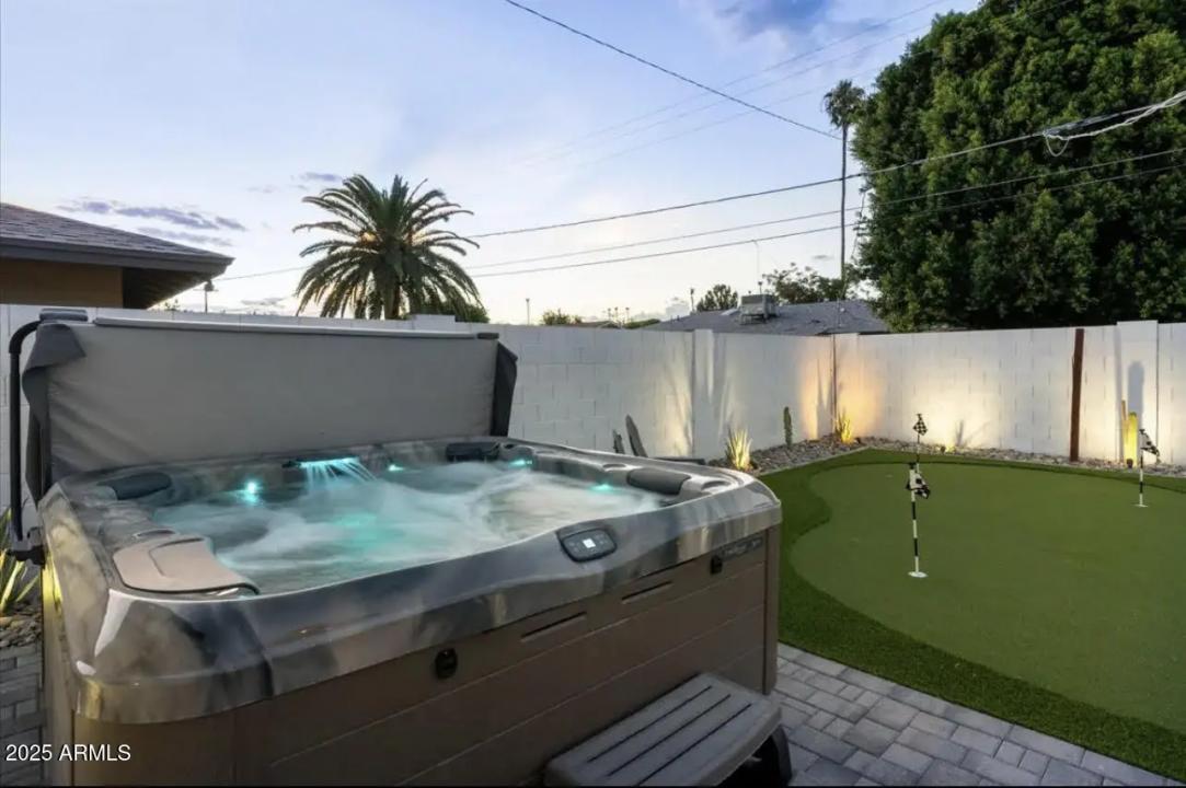 Real Estate Picture 15