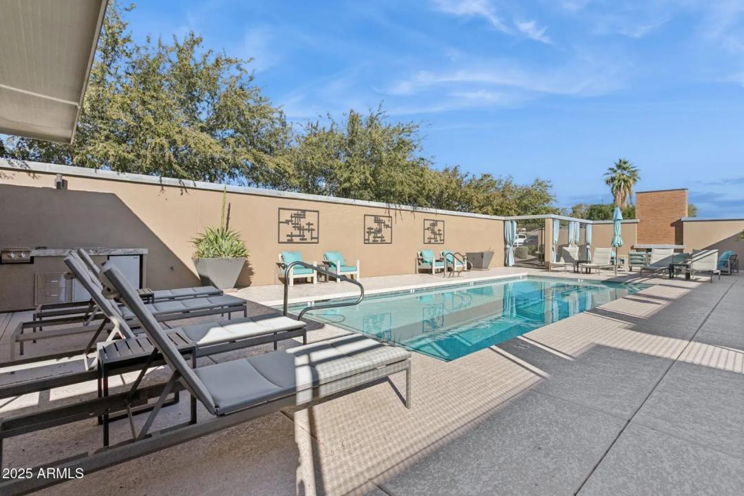 Real Estate Picture 34