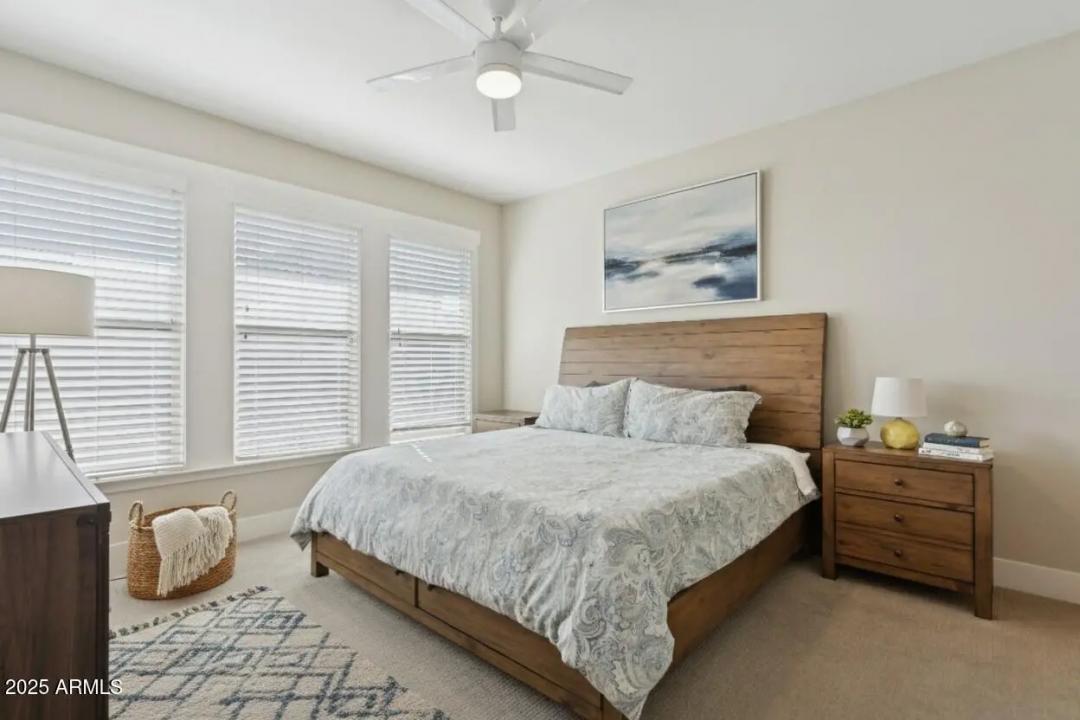 Real Estate Picture 24