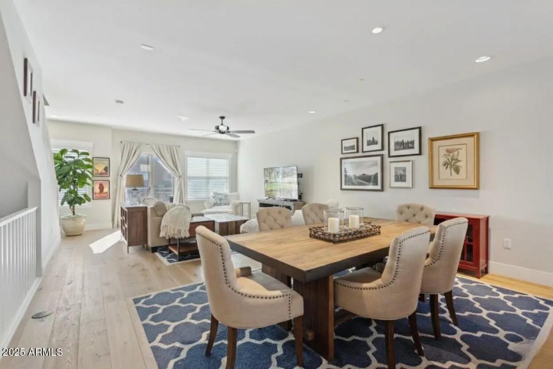 Real Estate Picture 8