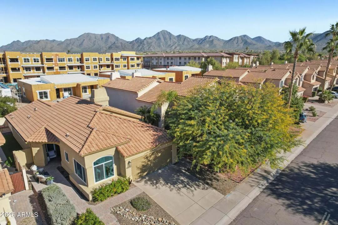 Real Estate Picture 37