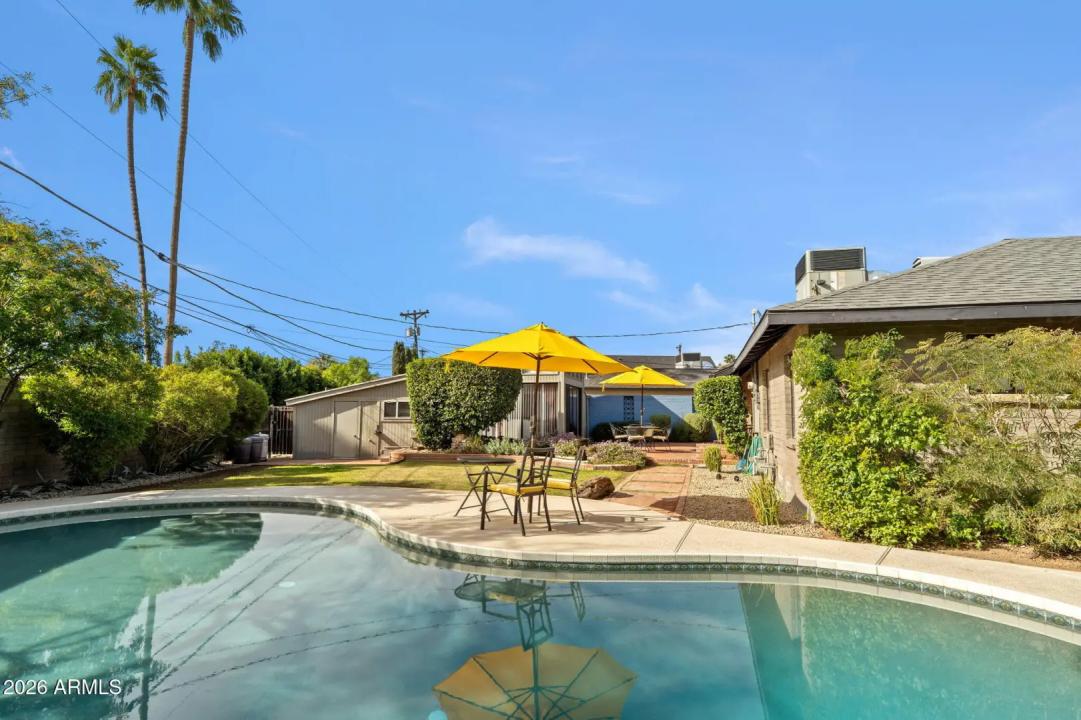 Real Estate Picture 28