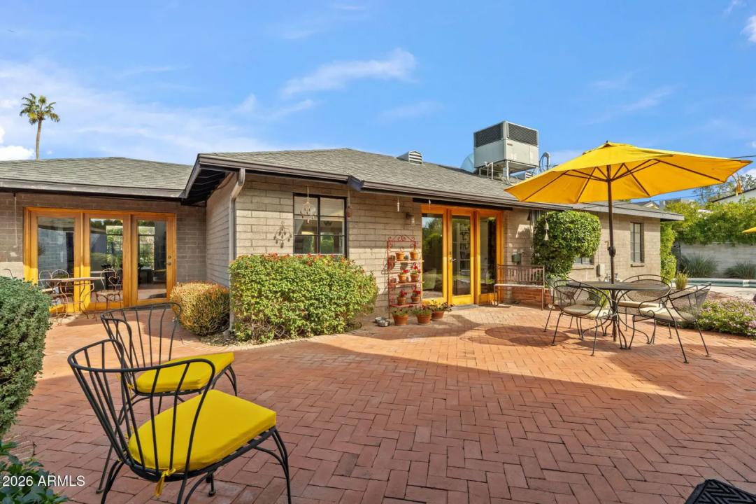 Real Estate Picture 34