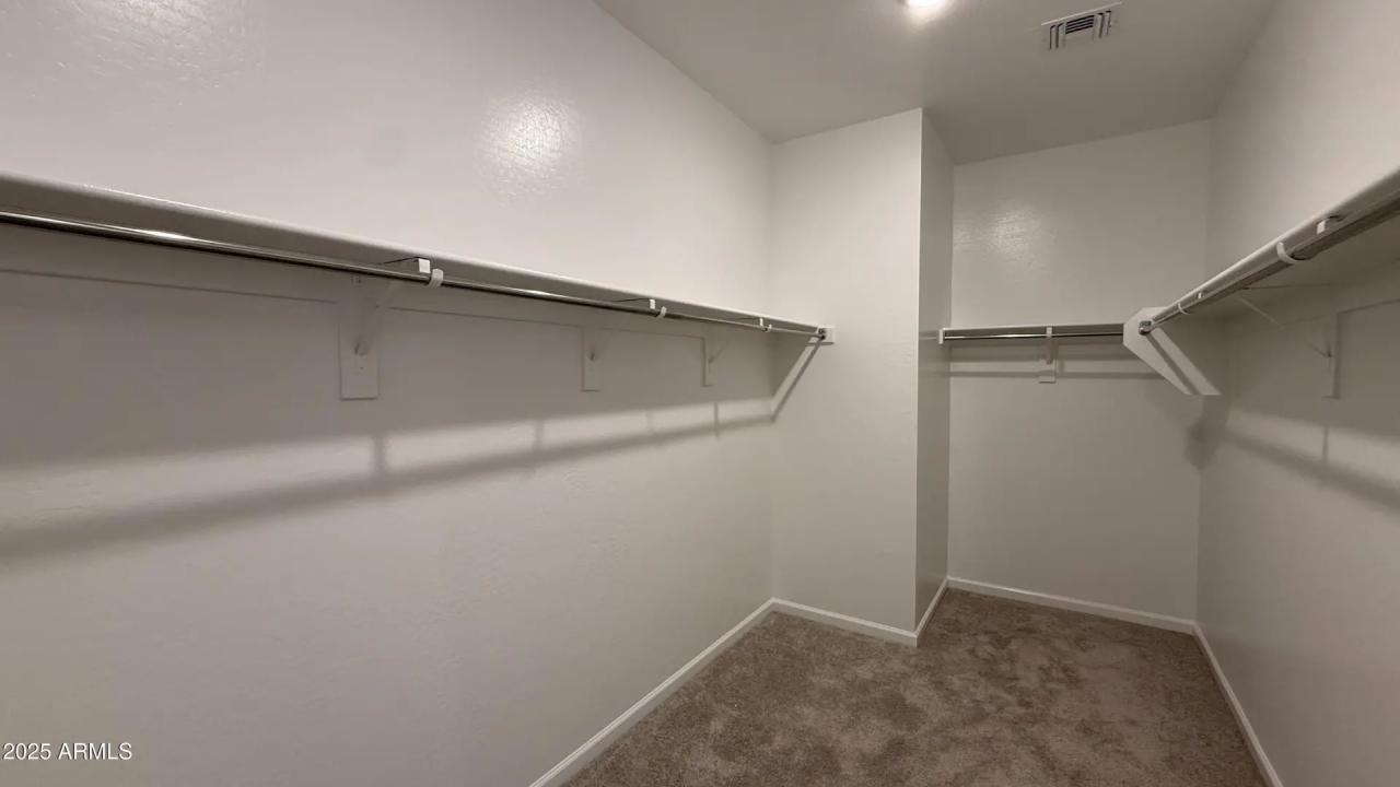 Real Estate Picture 19