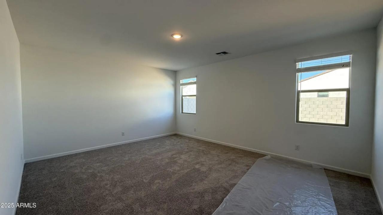 Real Estate Picture 20