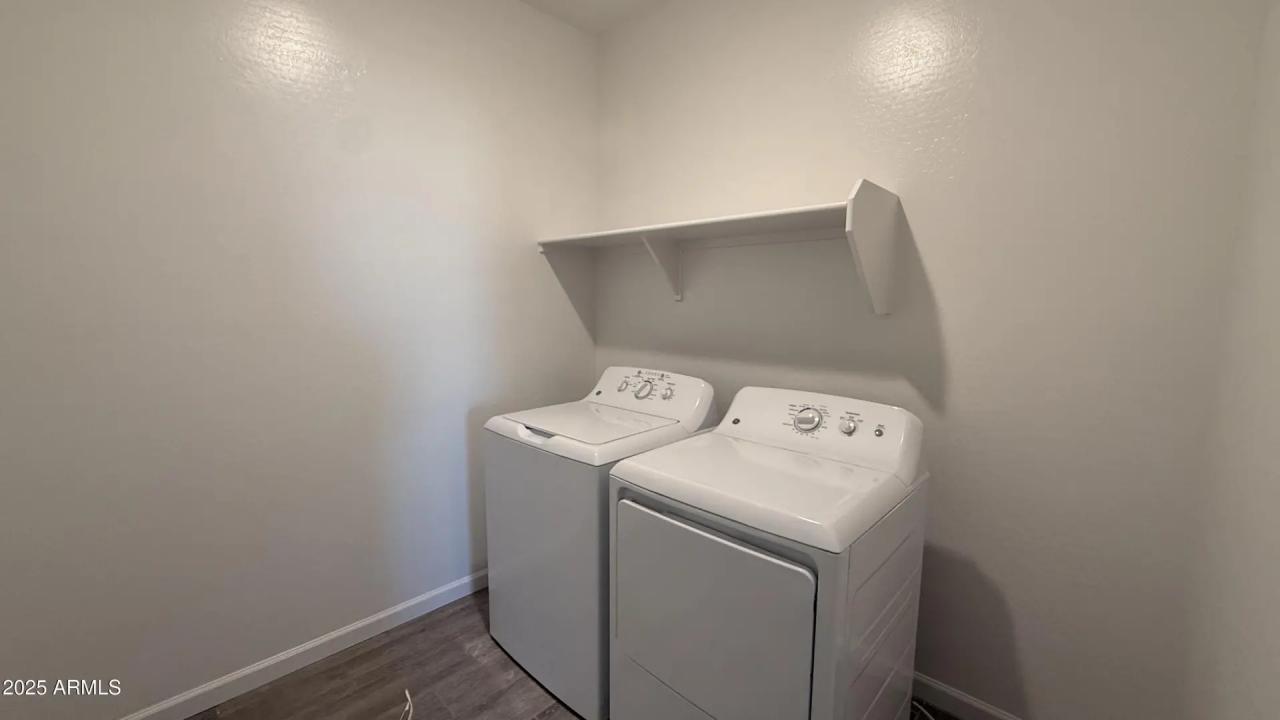 Real Estate Picture 25