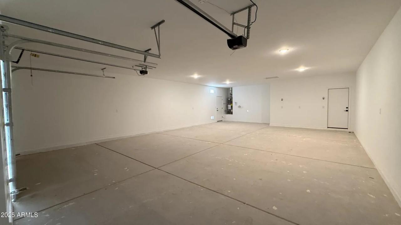 Real Estate Picture 26