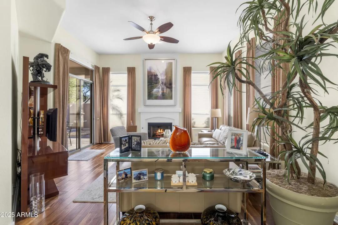 Real Estate Picture 9