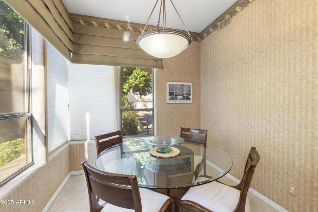 Real Estate Picture 15