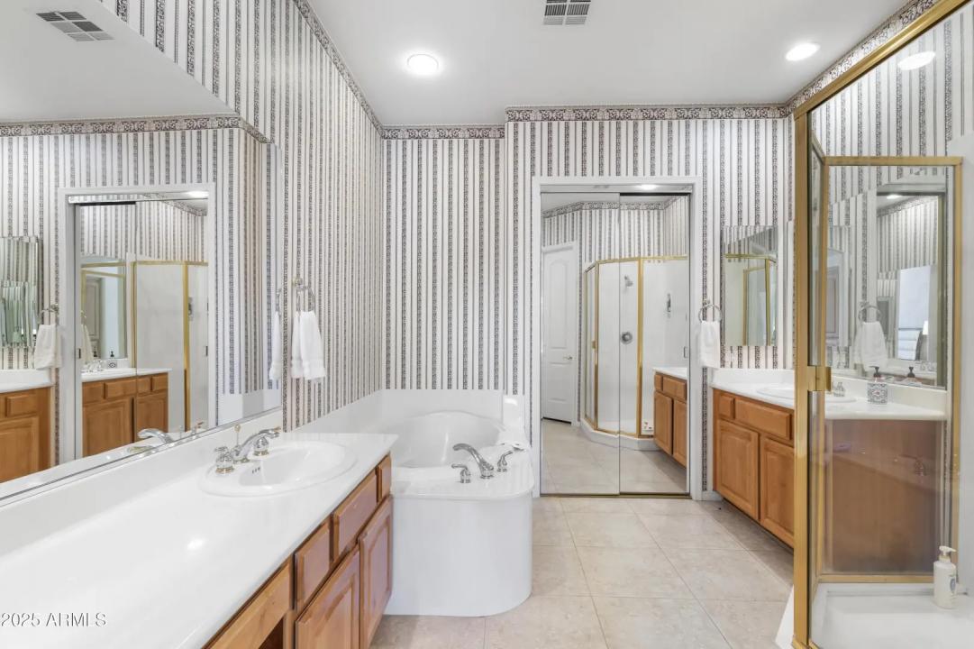 Real Estate Picture 20