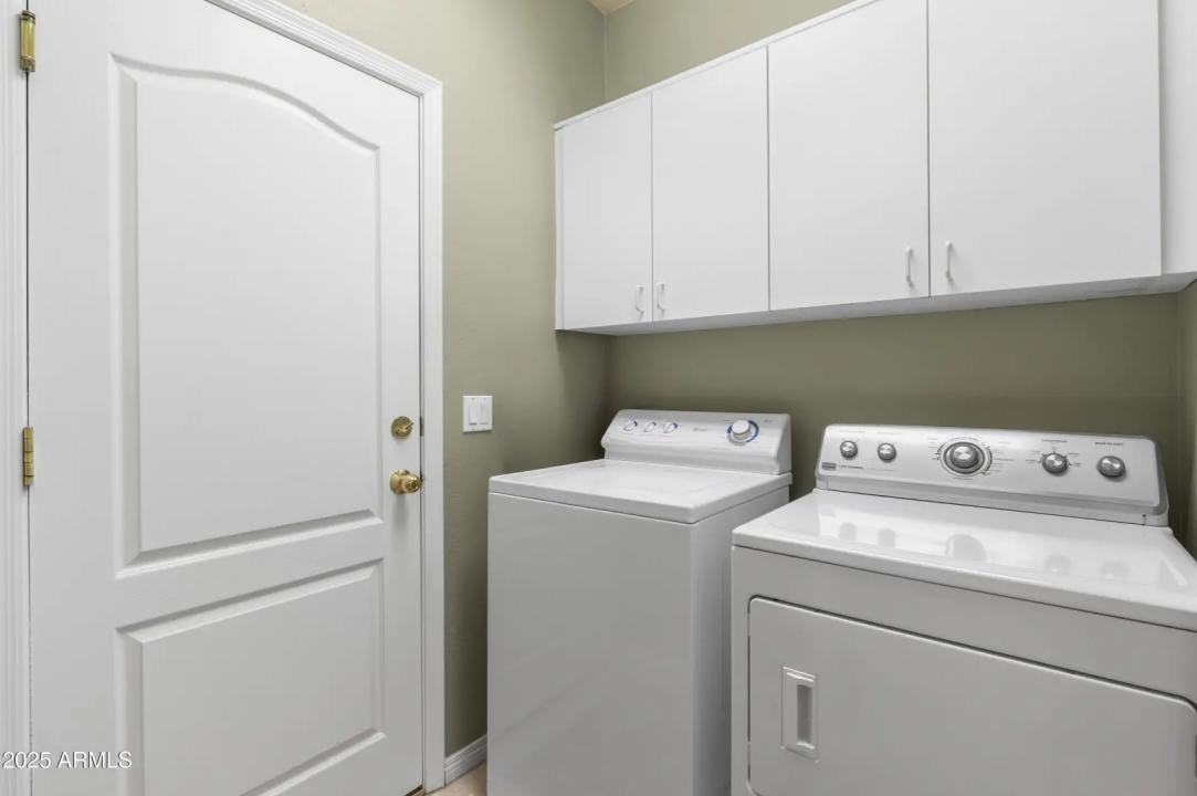 Real Estate Picture 33