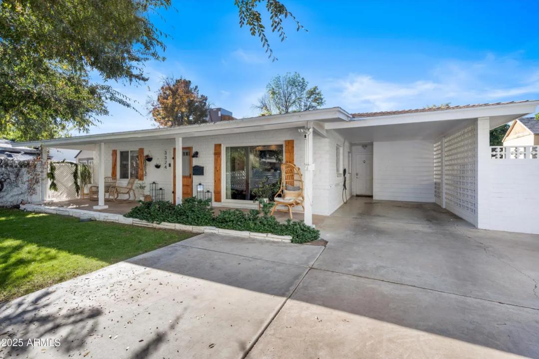 Real Estate Picture 2