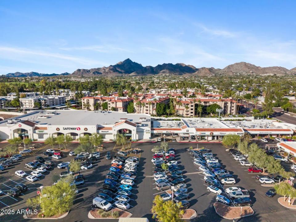 Real Estate Picture 37