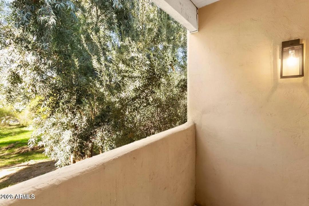 Real Estate Picture 13