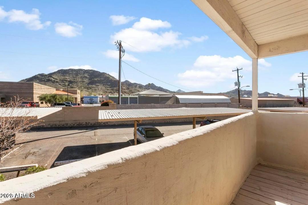 Real Estate Picture 18