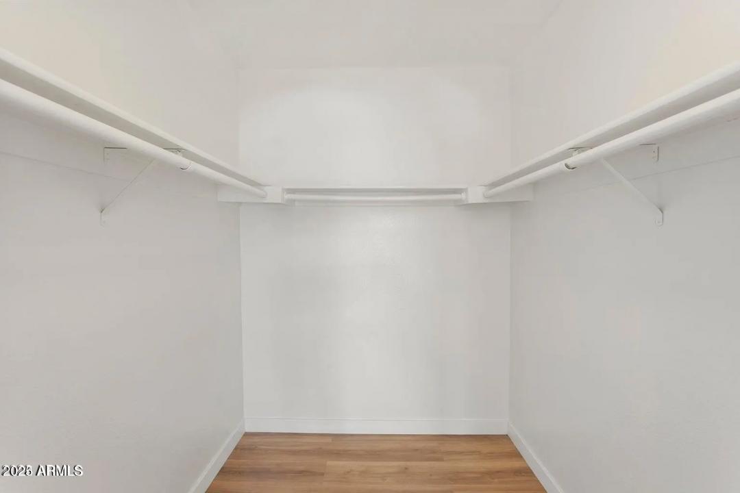 Real Estate Picture 17