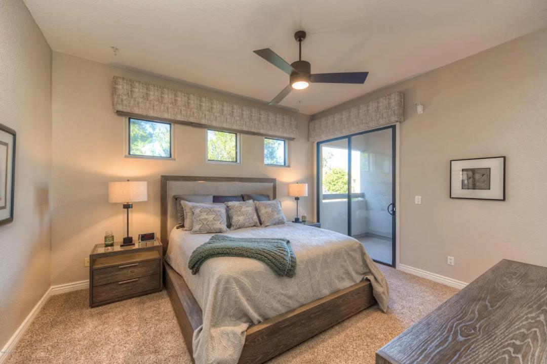 Real Estate Picture 10