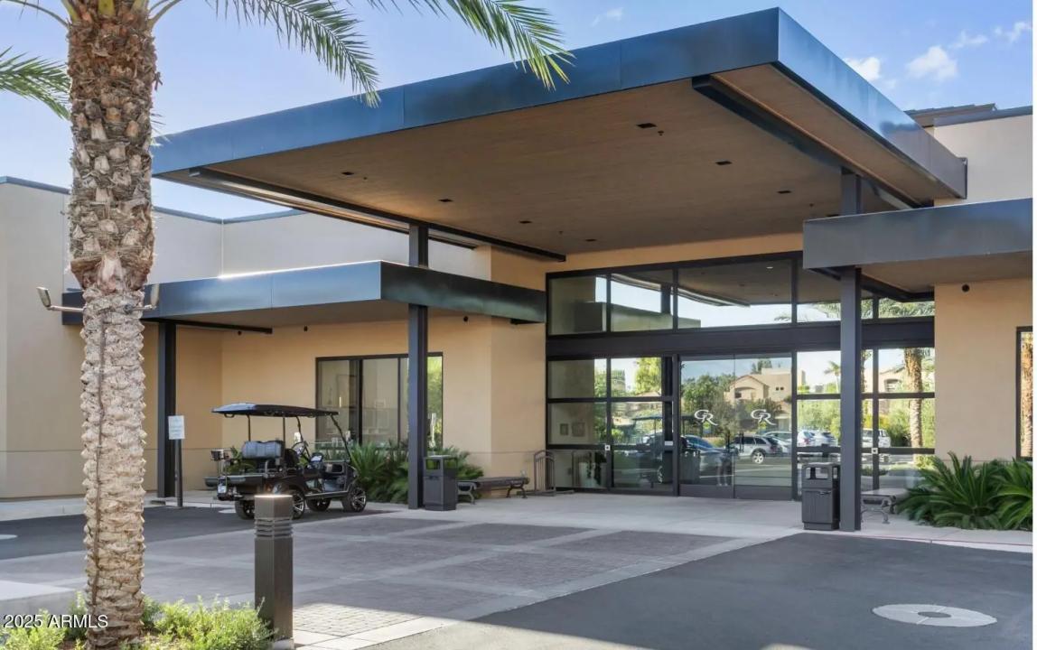 Real Estate Picture 22