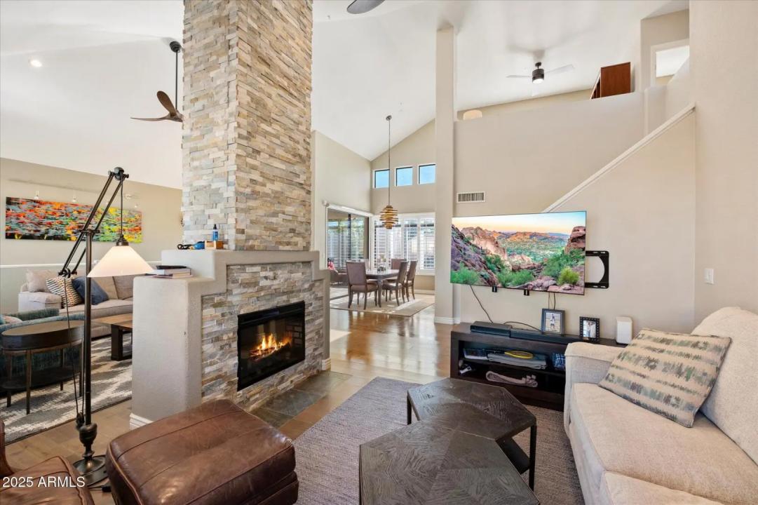 Real Estate Picture 5