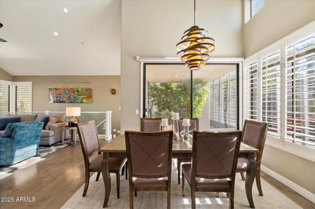 Real Estate Picture 6