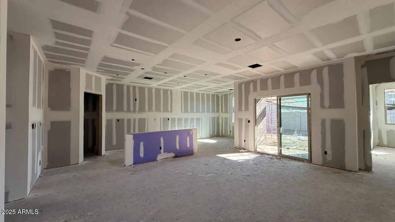 Real Estate Picture 6