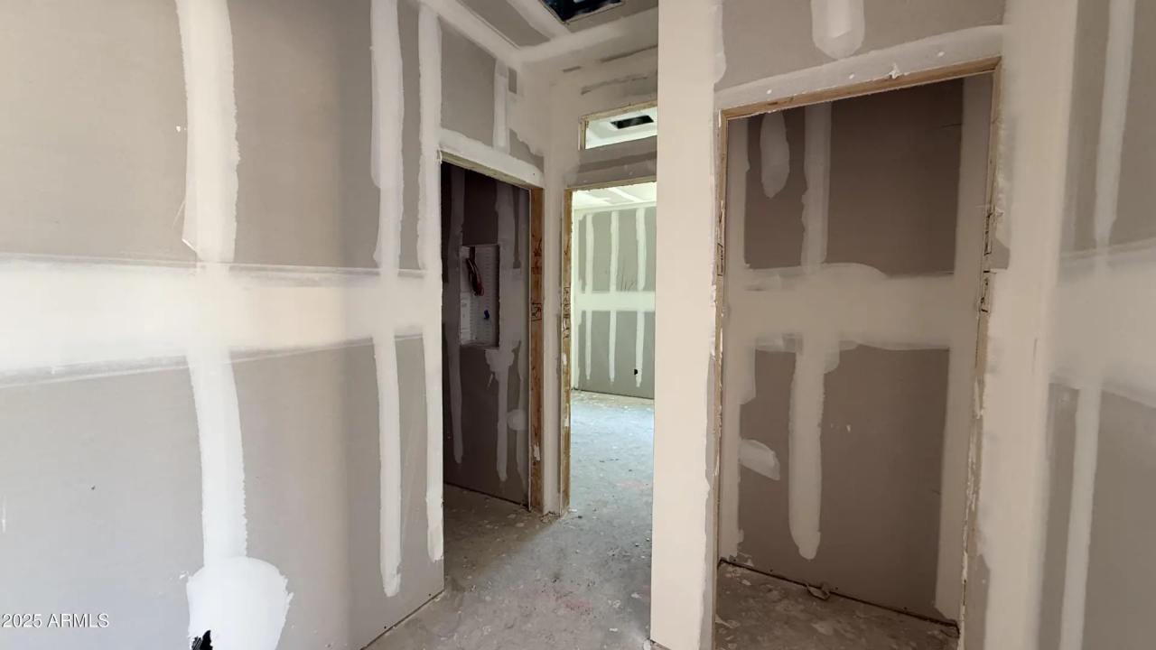 Real Estate Picture 10