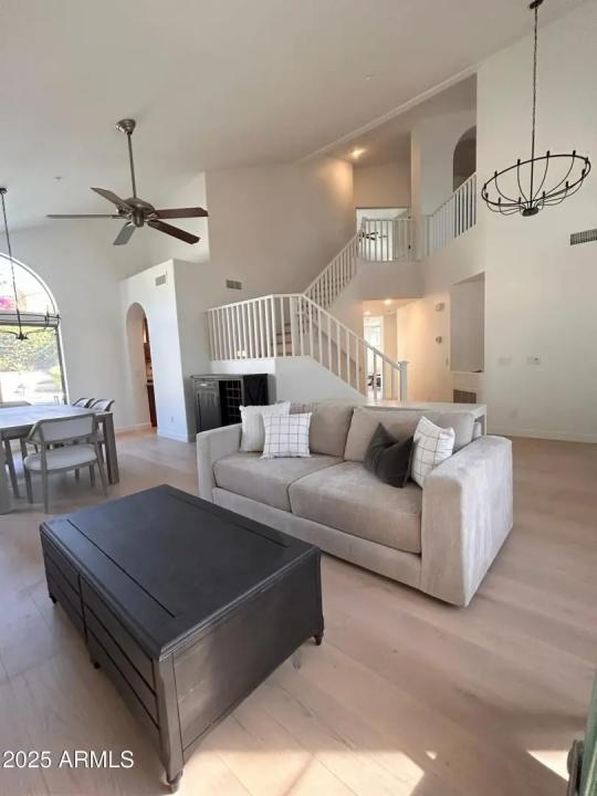 Real Estate Picture 6