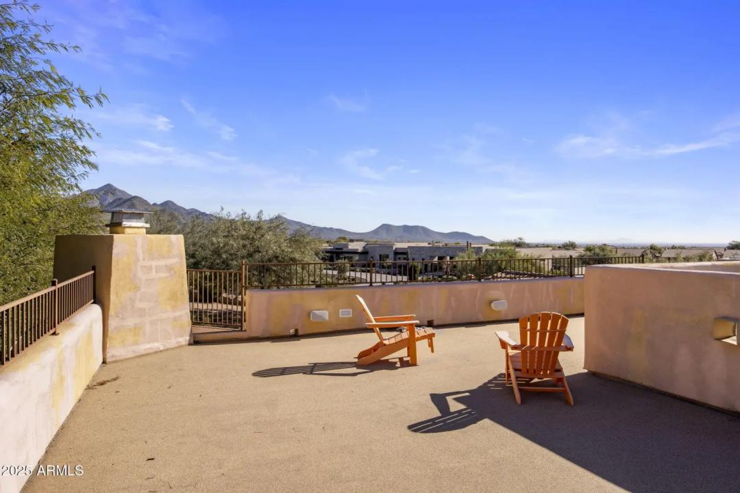 Real Estate Picture 20