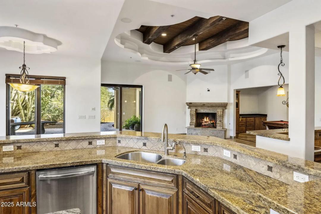 Real Estate Picture 29