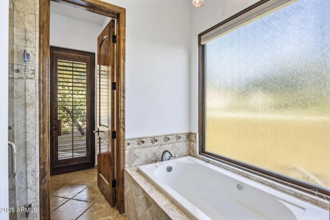 Real Estate Picture 36