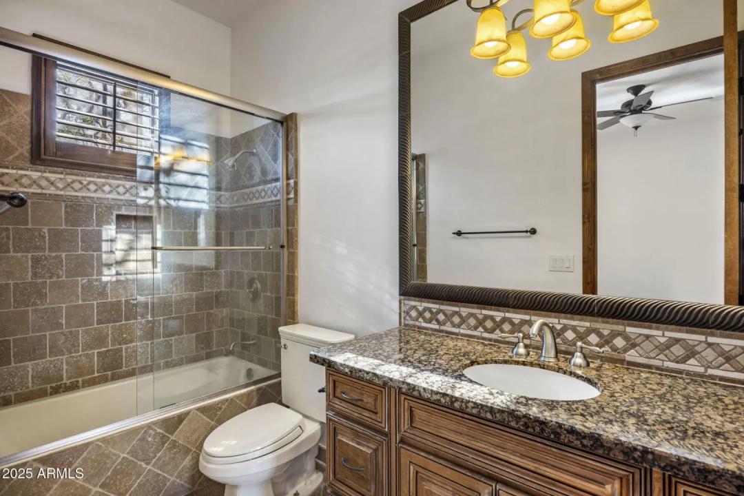 Real Estate Picture 40