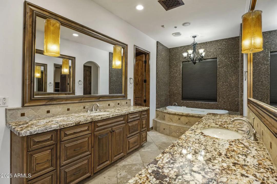 Real Estate Picture 49