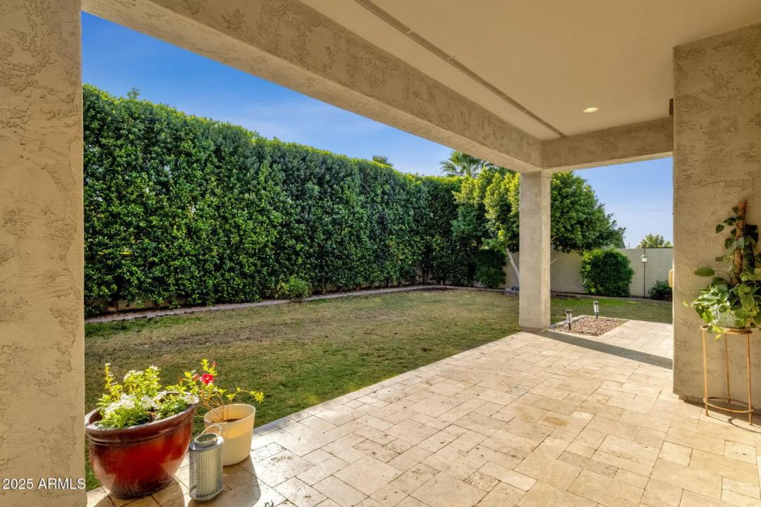 Real Estate Picture 37