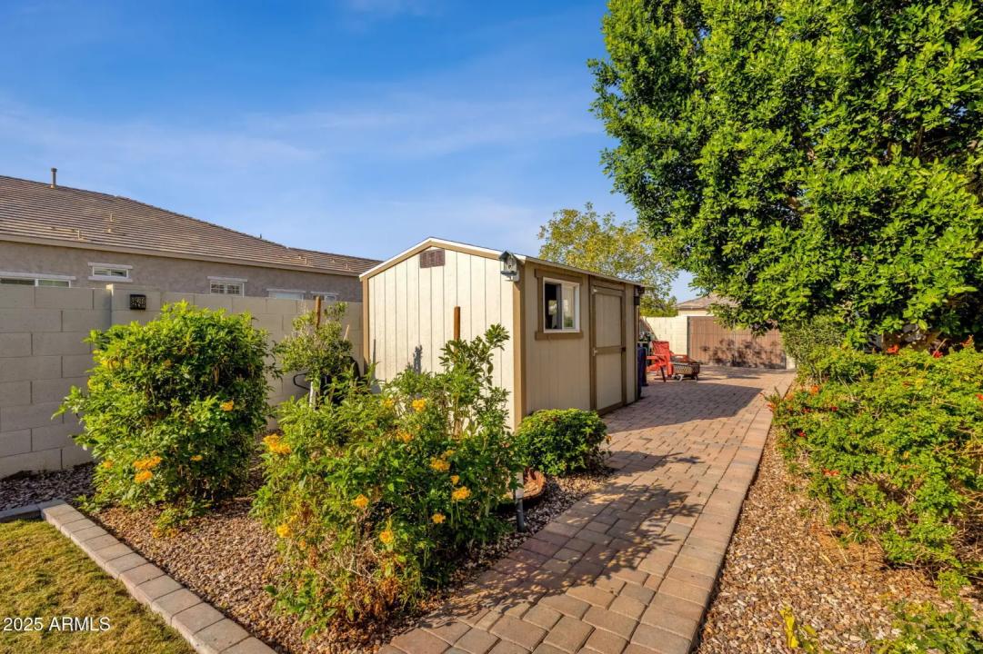 Real Estate Picture 46