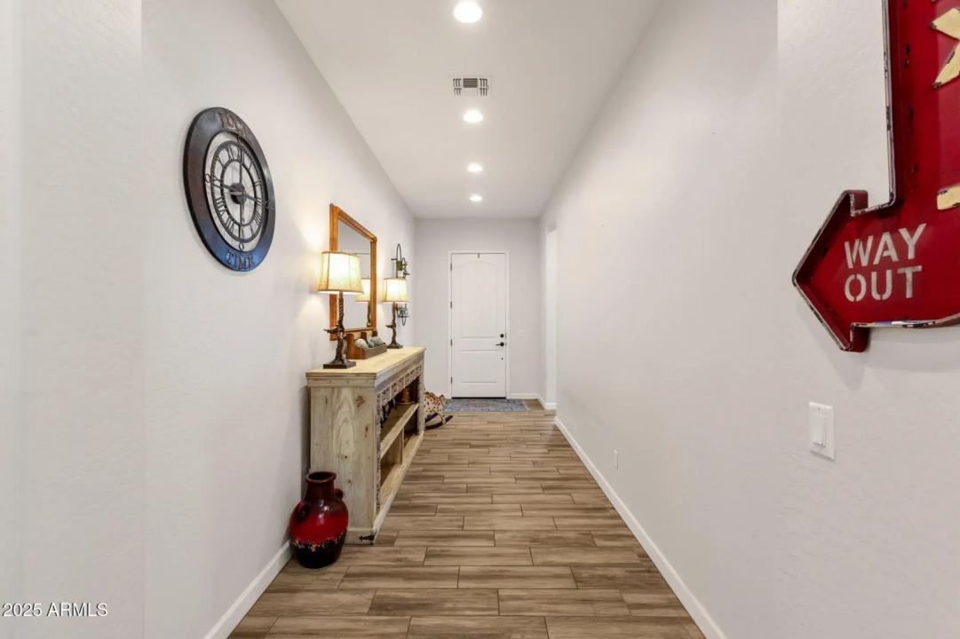 Real Estate Picture 52