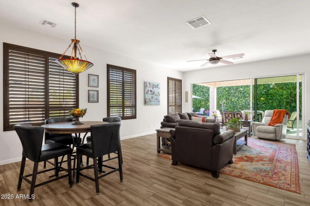 Real Estate Picture 25