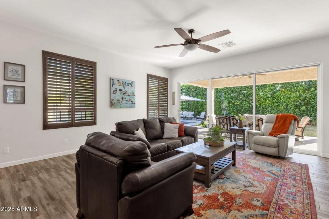 Real Estate Picture 26