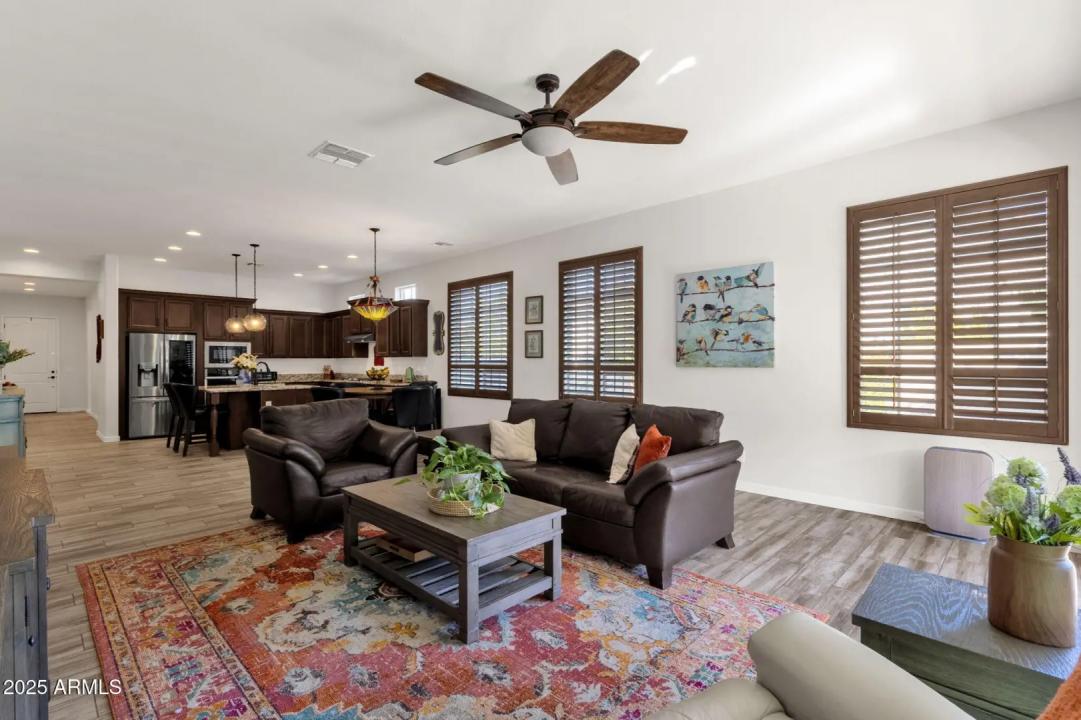 Real Estate Picture 27