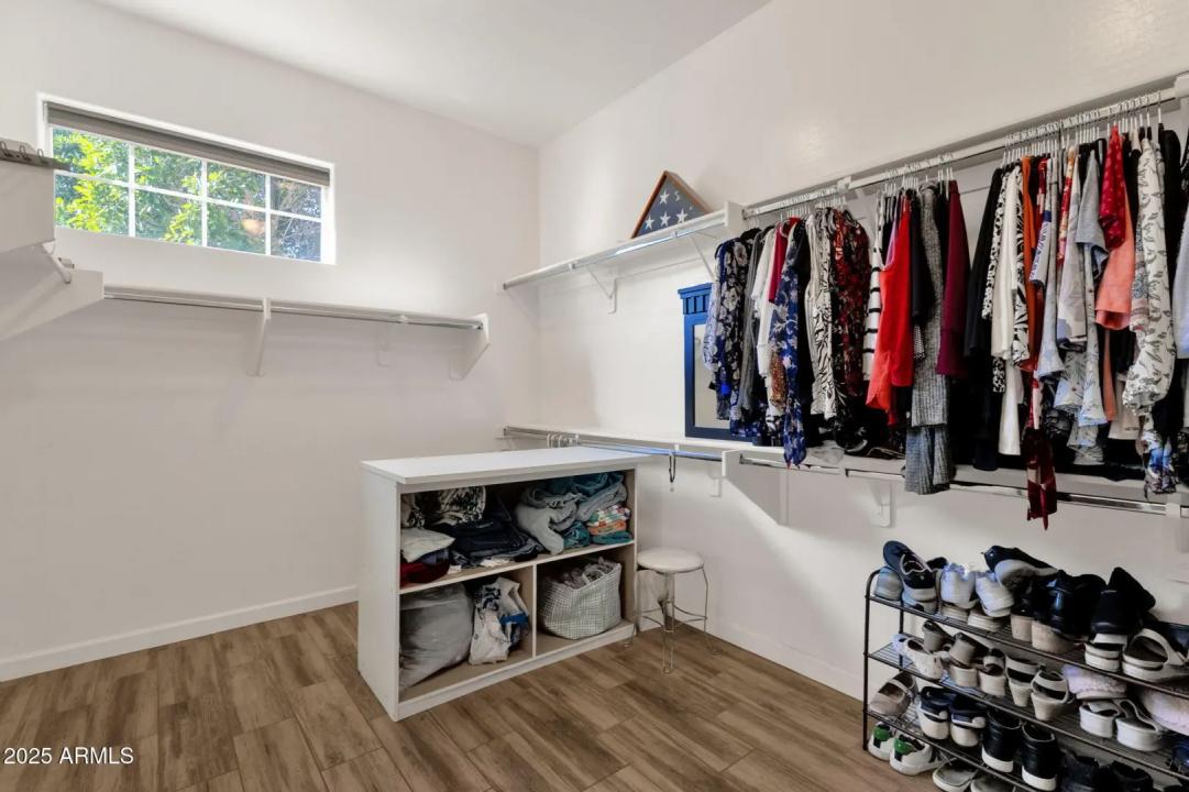 Real Estate Picture 35