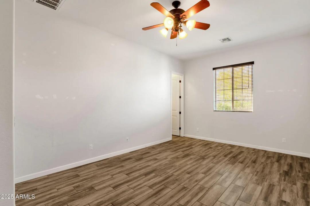 Real Estate Picture 61