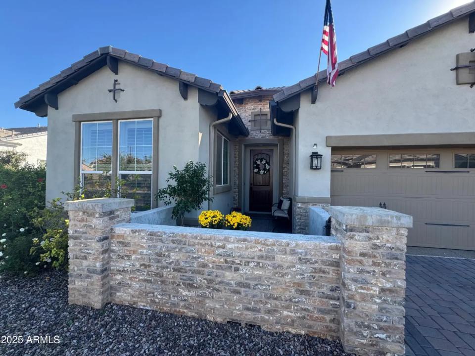 Real Estate Picture 15