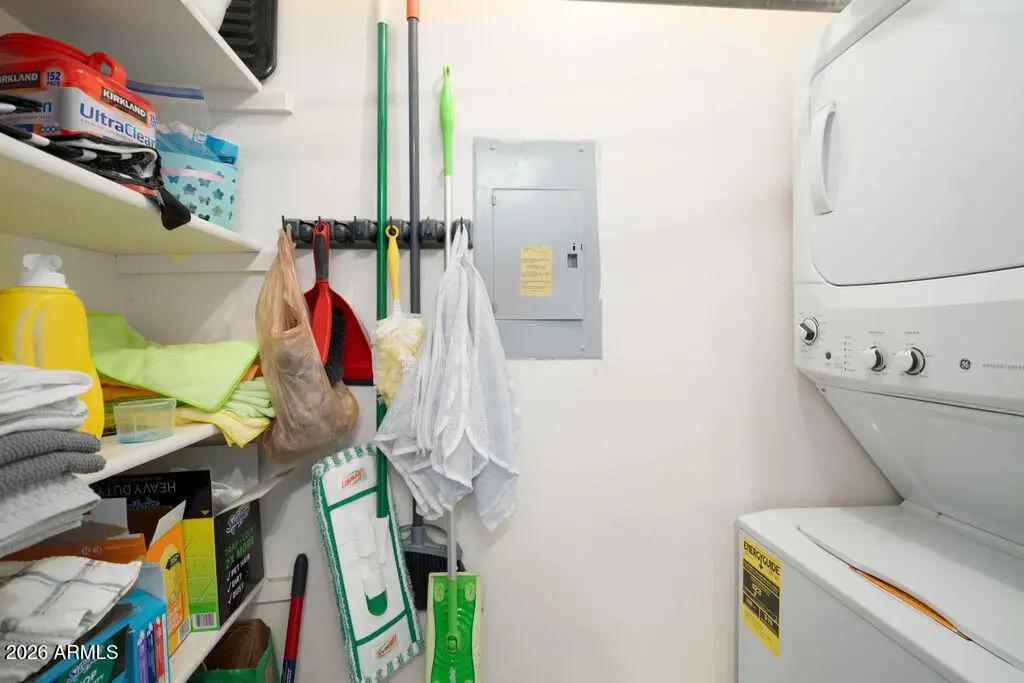 Real Estate Picture 13