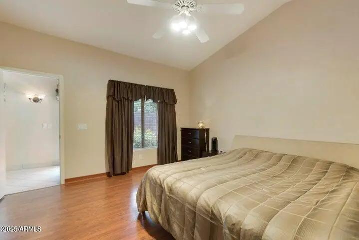 Real Estate Picture 11