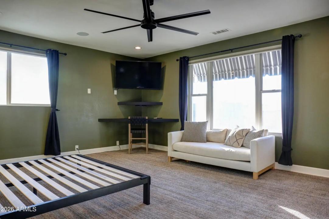 Real Estate Picture 27