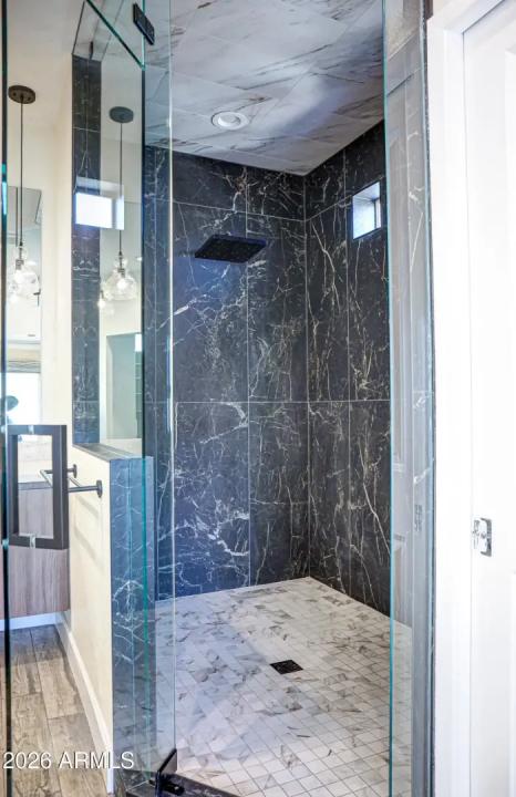 Real Estate Picture 32