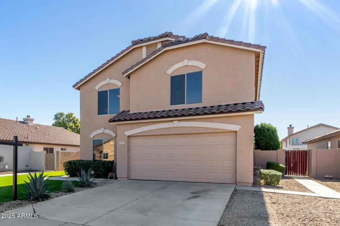 Real Estate Picture 6