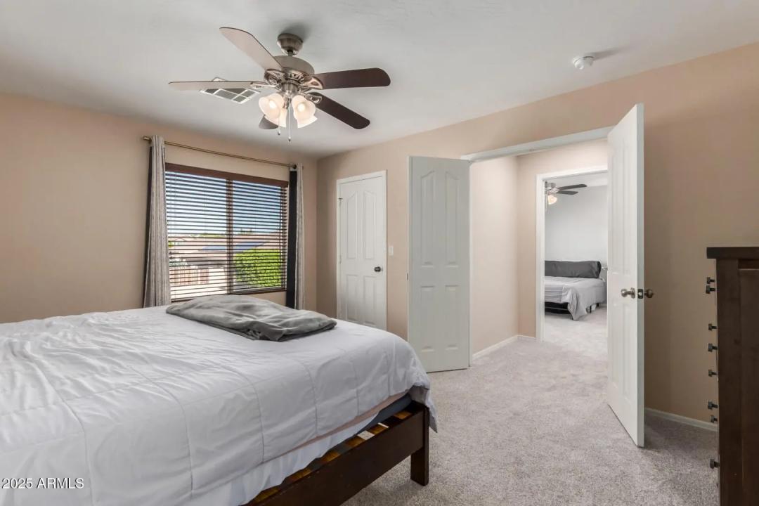 Real Estate Picture 25