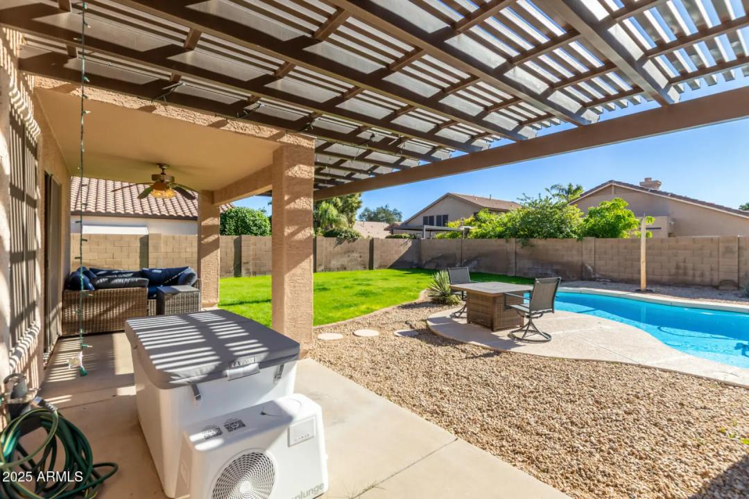 Real Estate Picture 38