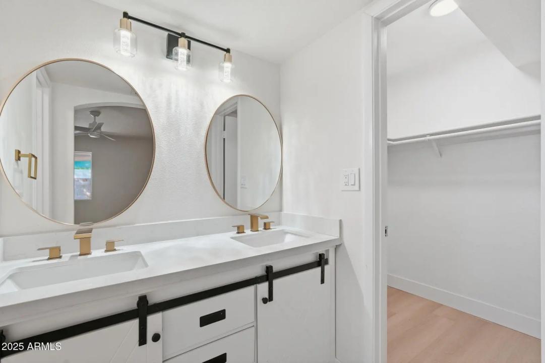 Real Estate Picture 28